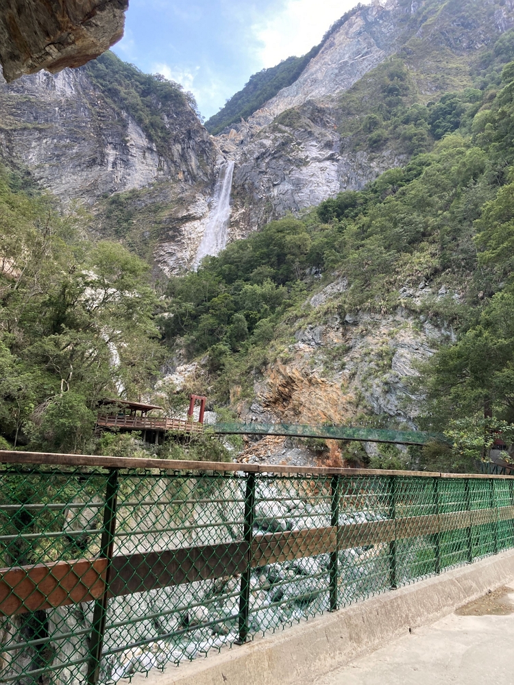 Baiyang Trail