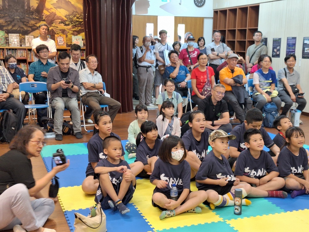 圖4、山椒魚手偶劇場演出