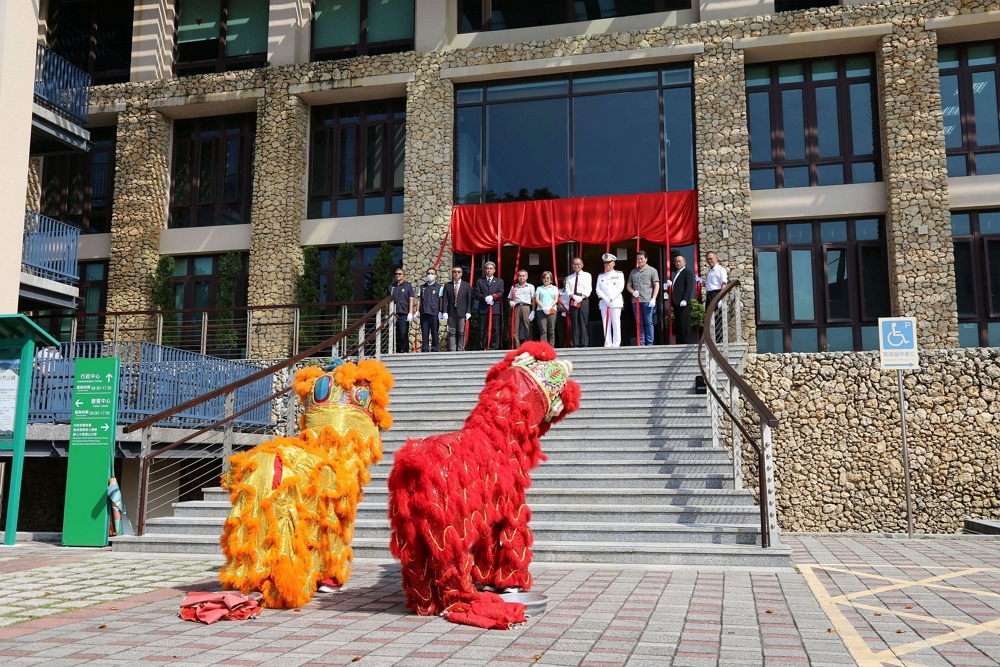 舊城國小醒獅隊賀揭牌/自管處提供