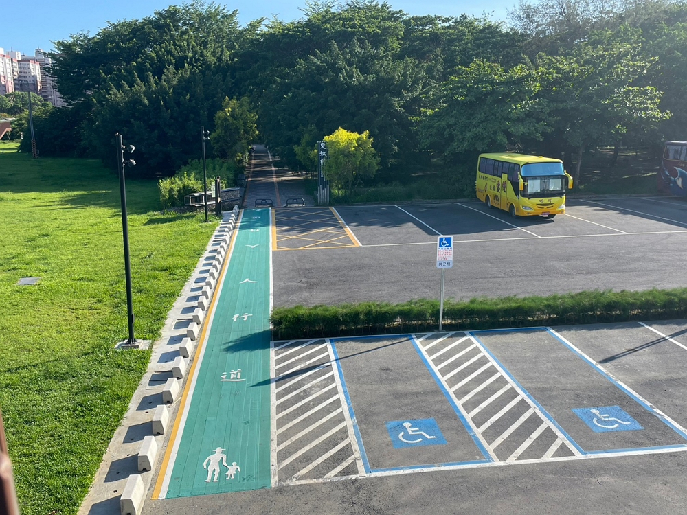 無障礙停車位/營建署國家公園組提供