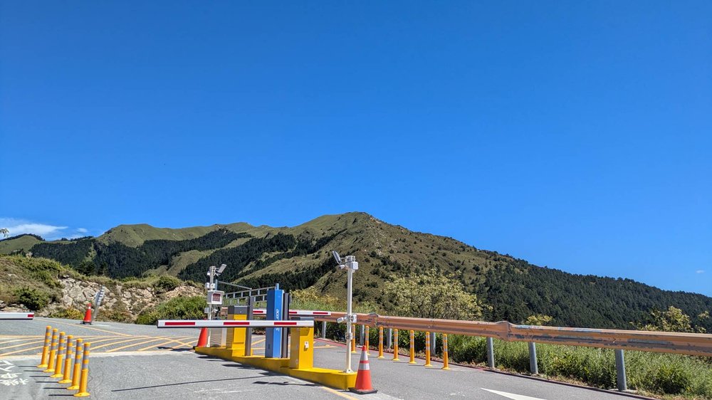 合歡山小風口收費停車場出入口
