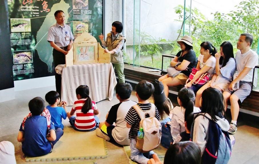 weekly kamishibai storytelling
activities