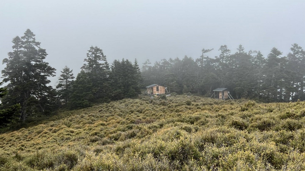 圖二、奇萊東稜磐石避難小屋（太管處提供）