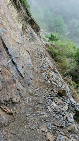 玉山主峰步道5.6公里處修復完成實況-玉管處提供
