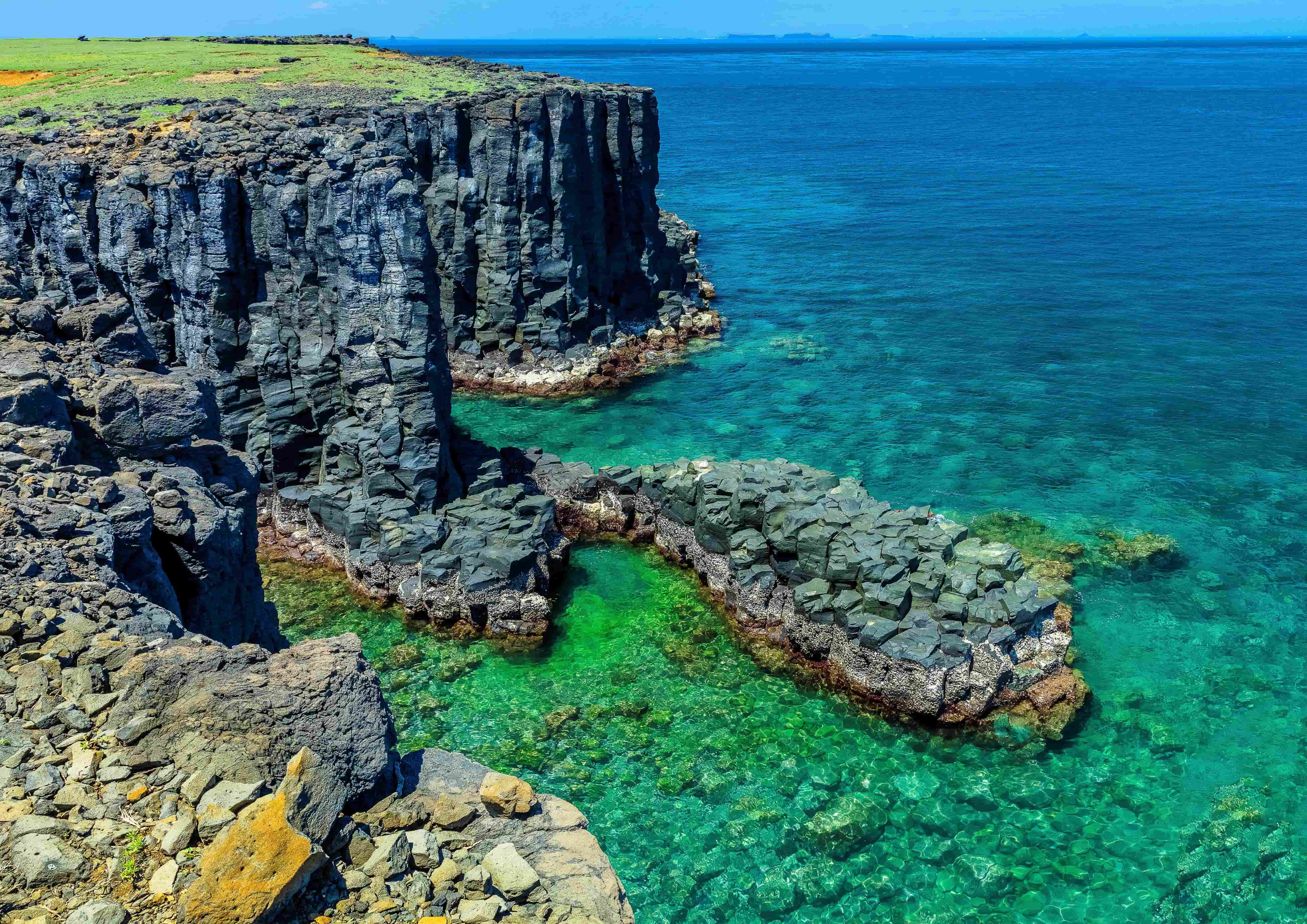 澎湖南海玄武岩自然保留區跟澎湖南方四島國家公園海陸域特別景觀區由海管處統一受理申請