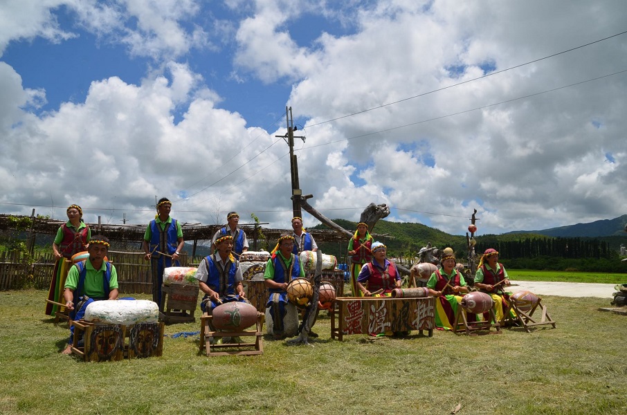  Rejoice! Lide Community Area in Manzhou Township - the First Community-type Area to be Certified as a Facility and Place for Environmental Education within Kenting National Park and Pingtung County,two pictures