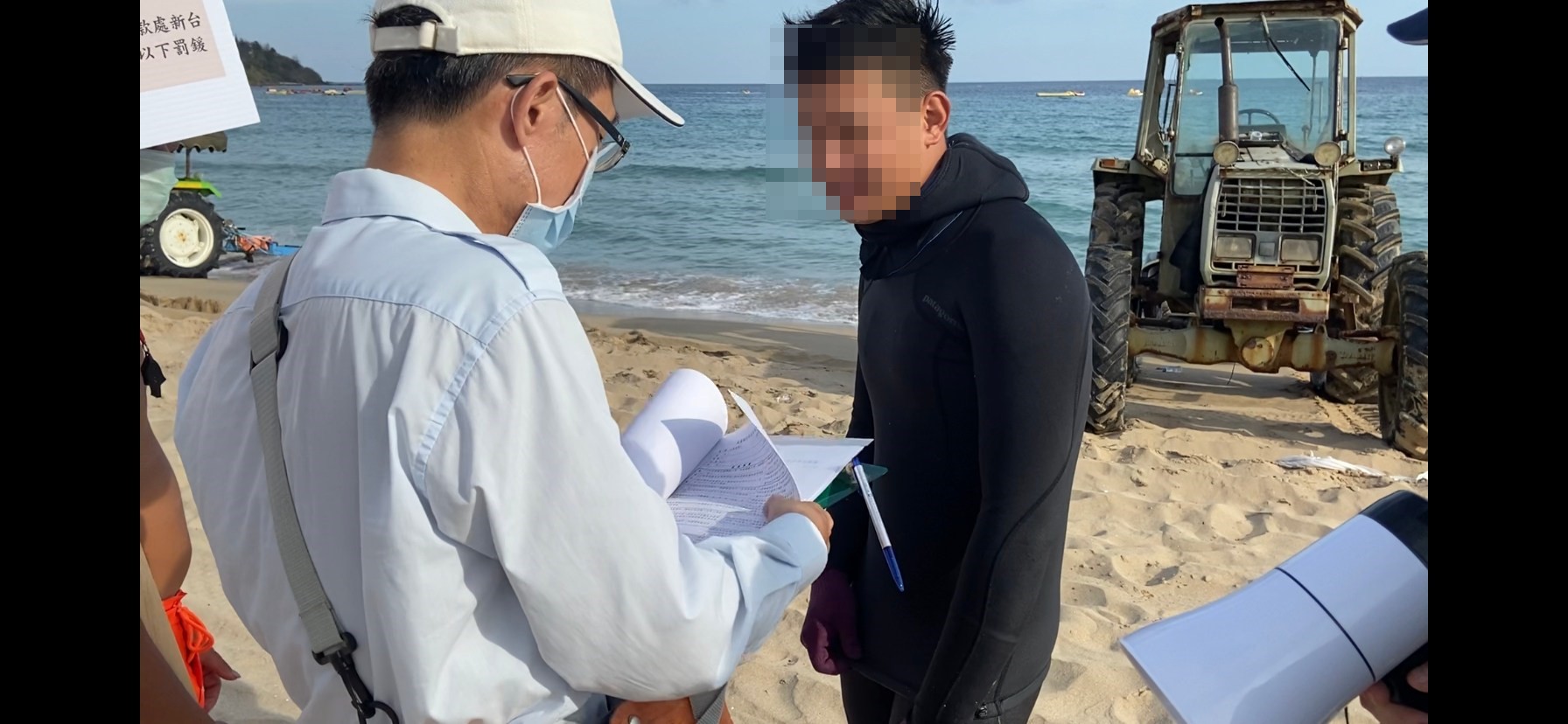 對於未戴口罩民眾現場開單